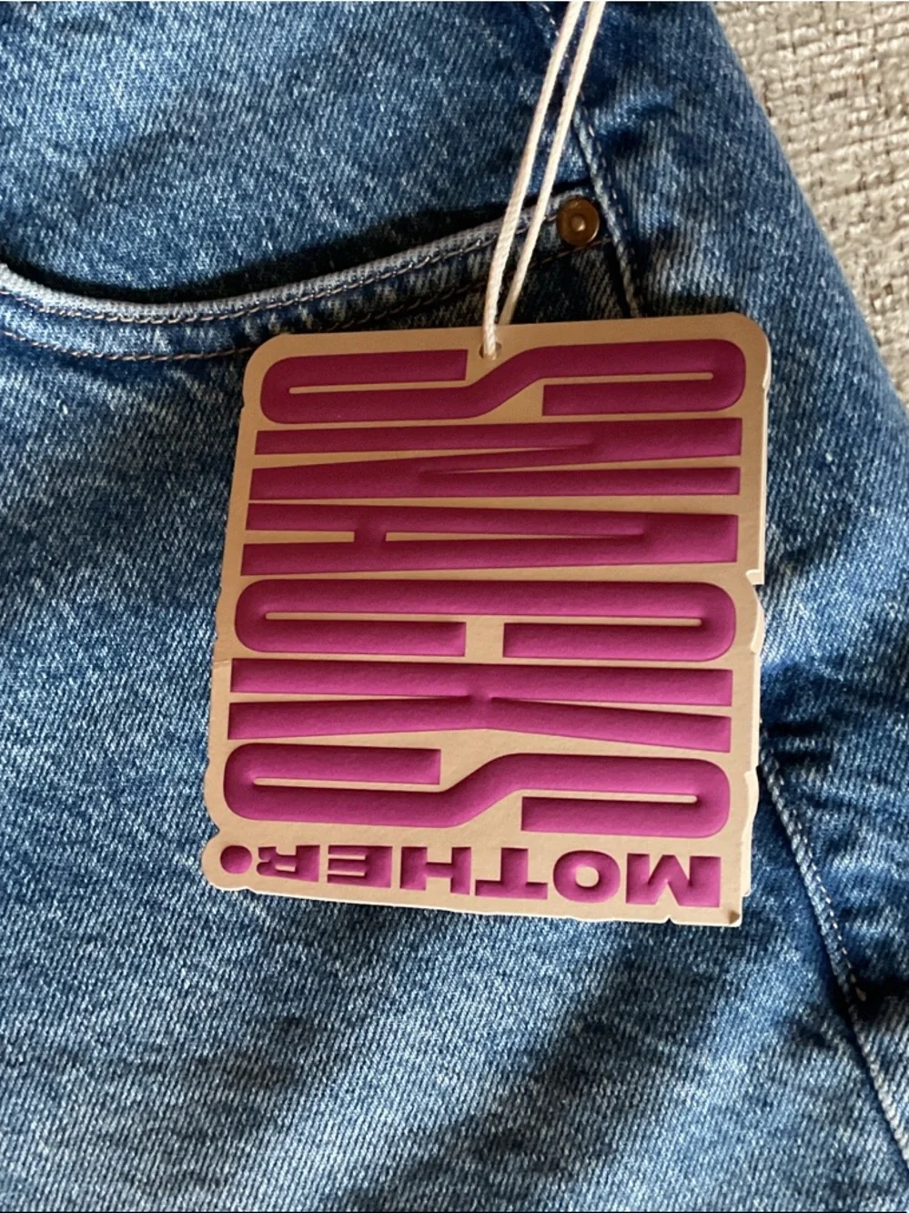 MOTHER  Snacks The Main Course Short Fray Chew Toy 30 NWT Style 4333-1321 - Picture 4 of 13